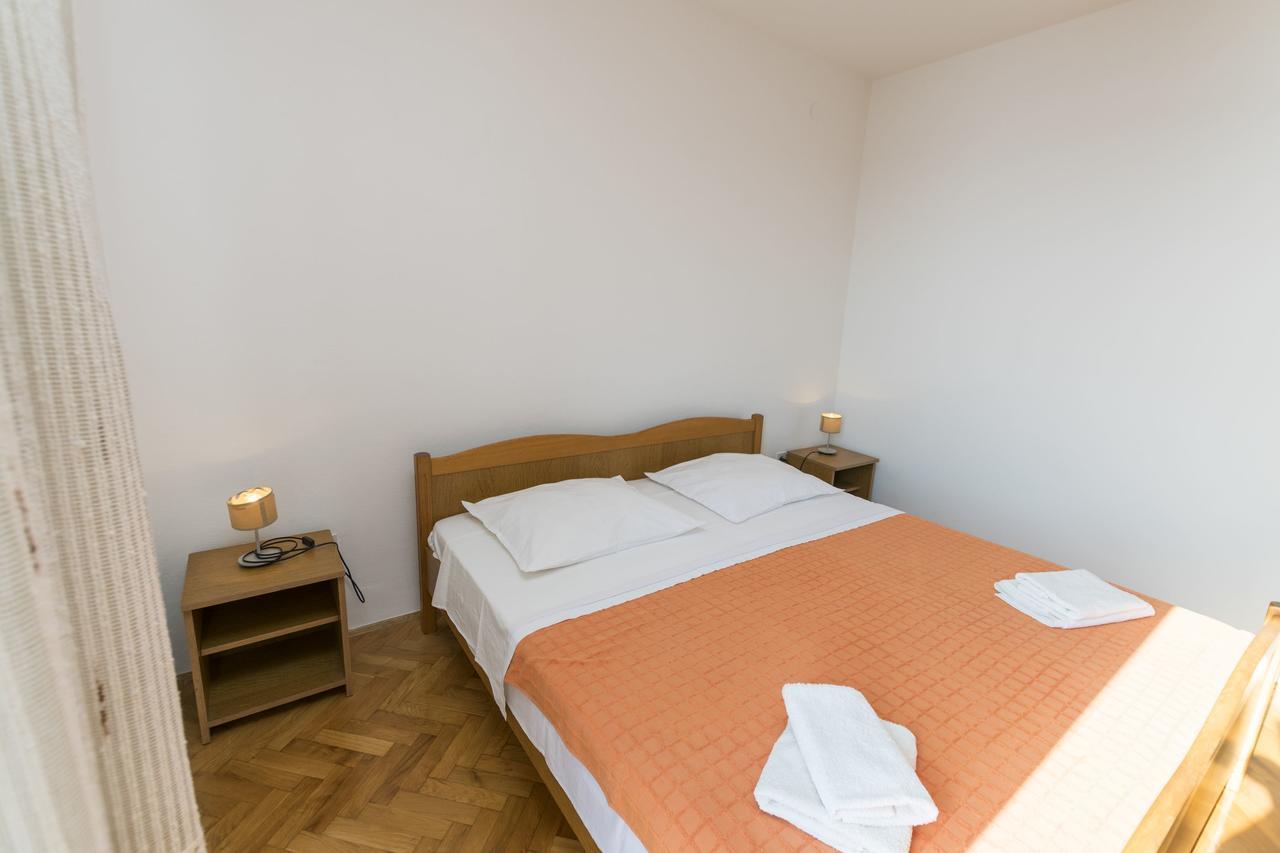 Apartments Jere Stipe Primosten Ngoại thất bức ảnh